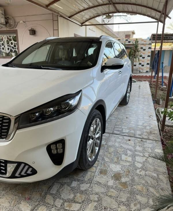 بيع مستعجل 
كيا سورنتو 2019 
مكفولة كفالة عامة ماعدا باردات بسيطة 
6 سلندر كشنات جلد فول مواصفات 
جديدة السيارة 
فول مواصفات 
السعر 225 قفل 
رقم اربيل بسمي 
***********
*********** بغداد, العراق
