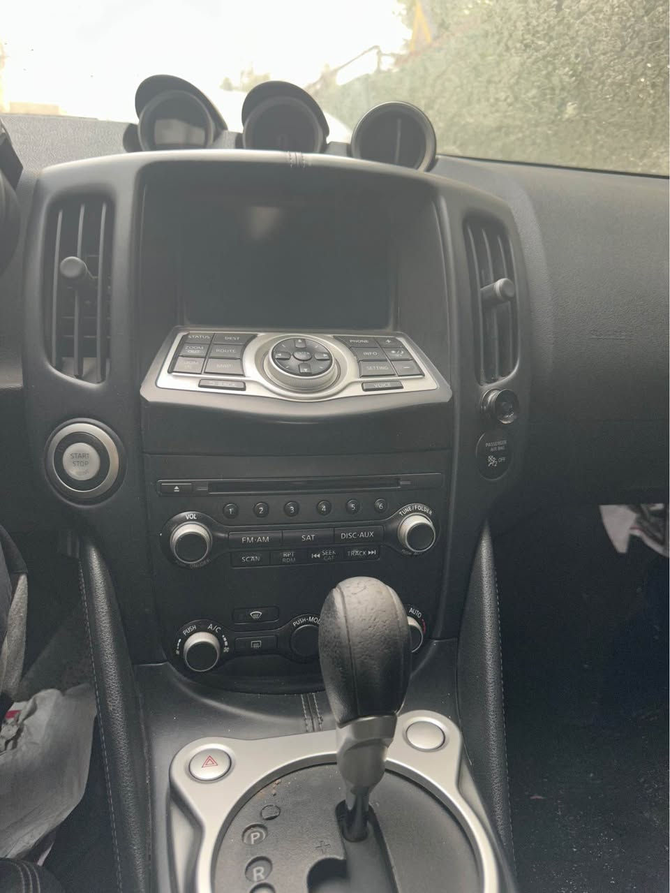🔥 Nissan 370Z Nismo موديل 2014 (تزويد خاص)

     كير ومكينة مكفولات
✔️ كير أوتو تيبترونك
✔️ فول مواصفات
✔️ سيارة صبغ عام 
✔️ دعاميات Nismo أصلية + ويل Vossen نجمة
✔️ بريمبو (فجوج)
✔️ كشنات كهرباء + تدفئة
✔️ شاشة أصلية + جنجر + 6 سيدي
✔️ شفتات على الستيرن
✔️ مثبت سرعة + تحكم ستيرن (جهتين)
✔️ مود درفت 🔥

📊 الممشى:

 • كانت ماشية 23 ألف كم
 • حاليًا 32 ألف كم فقط

💯 الحالة:
السيارة نظيفة جدًا، استخدام خفيف، ما بيها أي نقص، جاهزة تمشي بيها مباشرة بدون أي صرف.

💸 السعر: 110 ورقة

📞 للتواصل: *********** بغداد, العراق
