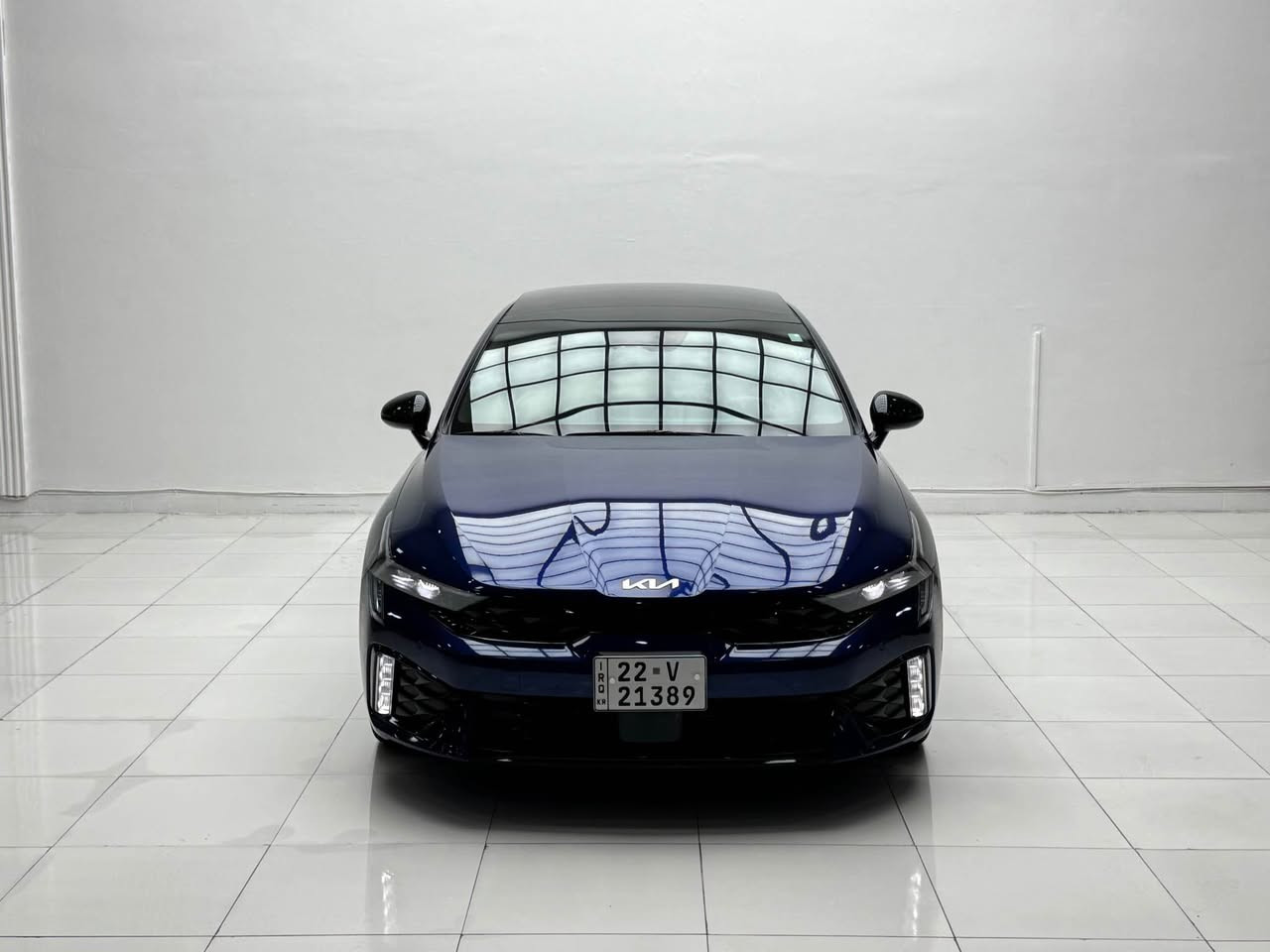 السلام عليكم

للبيع :     KIA  / 2025  /  K5 

المواصفات: GT LINE 

الضرر : باب خلف السايق صبغ مع هلال فقط 

السيارة رقم أربيل تحويل وكاله بشرط

السعر : 22500$

للاستفسار : ***********

عنوان السياره : أربيل شارع 100 معرض فجر الخليج أربيل, العراق
