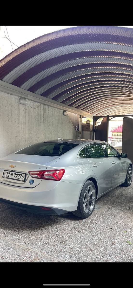 لسلام عليكم من رخصة الادمن المحترم 
ماليبو 2021 LT
سيارة جديده جدا 
ماشية 92 الف كيلو 
مواصفات lt المعروفة
ويل ابلادي حجم 18 
بك لايت لد 
لايتات زنون عالي ناصي 
كشنات تدفئة
السيارة مدوشمة مقاعد اصلي ماليبو 
صدر امامي خلفي قبل سبوع شادة 
تخم تاير 
باتري جديد 
كماليات كاملة للسيارة 
ضرر جانبي وصور الحادث موجودة 
السعر 125 وبيها مجال قليل
***********
