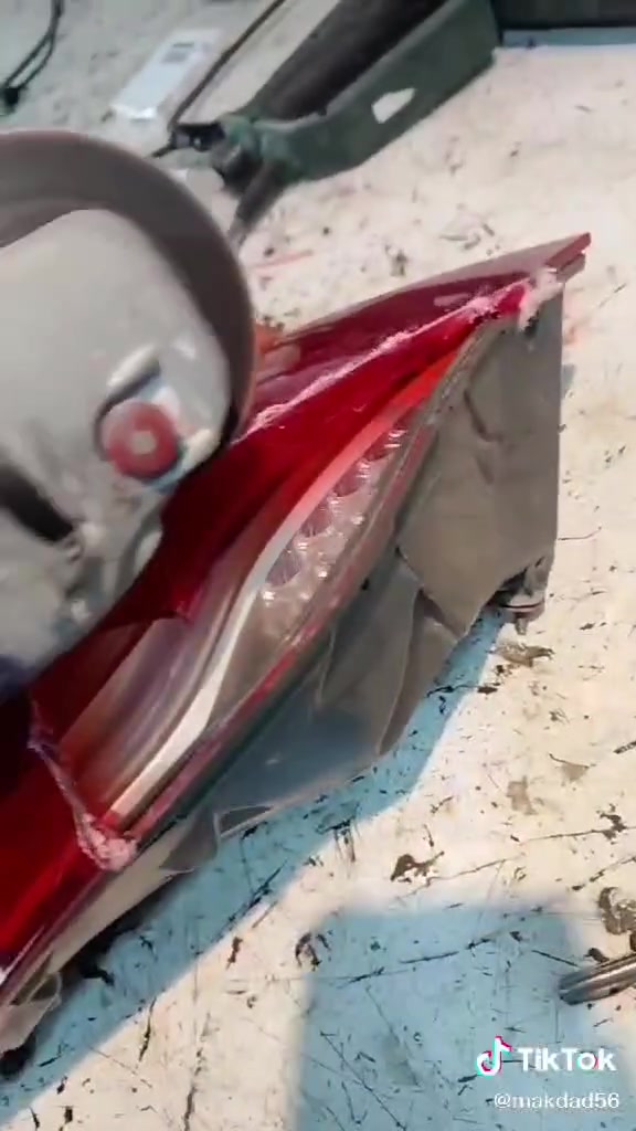 تصليح بكلايت قبل وبعد العمل 
العنوان الكوت شارع داموك قرب عمارة كاظم عبيد @
***********
