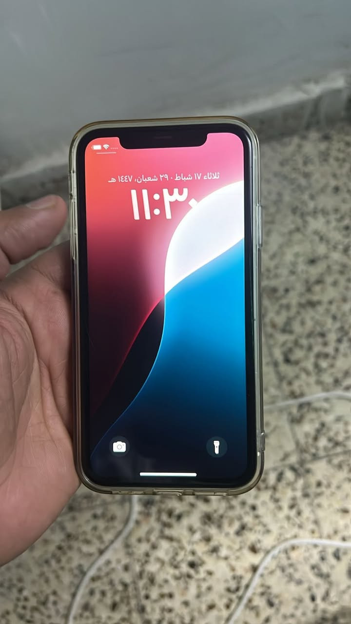 سلام عليكم ايفون 11 عادي ذاكرة 64 بطارية 76 بلادي مامفتوح مكاني بغداد *********** سعر نار
