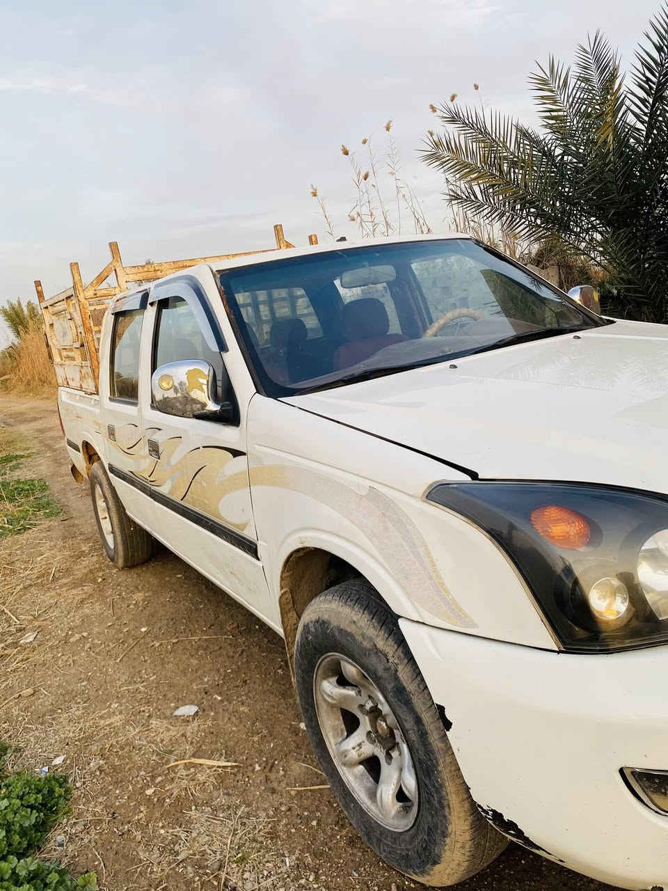 سلام عليكم سياره كنو 2012سياره خير من كهربائيات كلها شغاله محرك نضيف رقم واسط سنويه ساقطه راعيها موجود تحويل ثاني يوم السعر 37وبيها مجال رقم الهاتف ***********مكان السياره واسط عزيزيه
