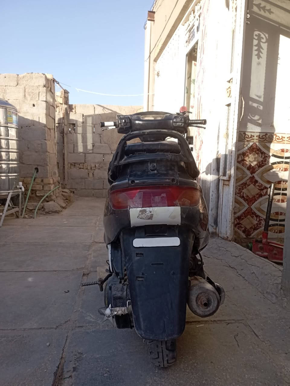 السلام عليكم دراجه فراشه للبيع شغاله  سريعه وحلوه لايت عالي ناصيي اشاير يمنه يسره بريكات بلمكان محرك مادري مفتوح لو لا دبلات كله شغال لايت بك لايت دراجه مفوله شغل وطلع شوكت ميعجبك 
السعر، 350 وبيها مجال الشراي يجي خاص مكاني دوانيه وترهم مراوس


**إذا كنت صاحب هذا الإعلان وتريد حذفه لأي سبب، رجاءا أرسل رسالة إلى الدعم الفني**