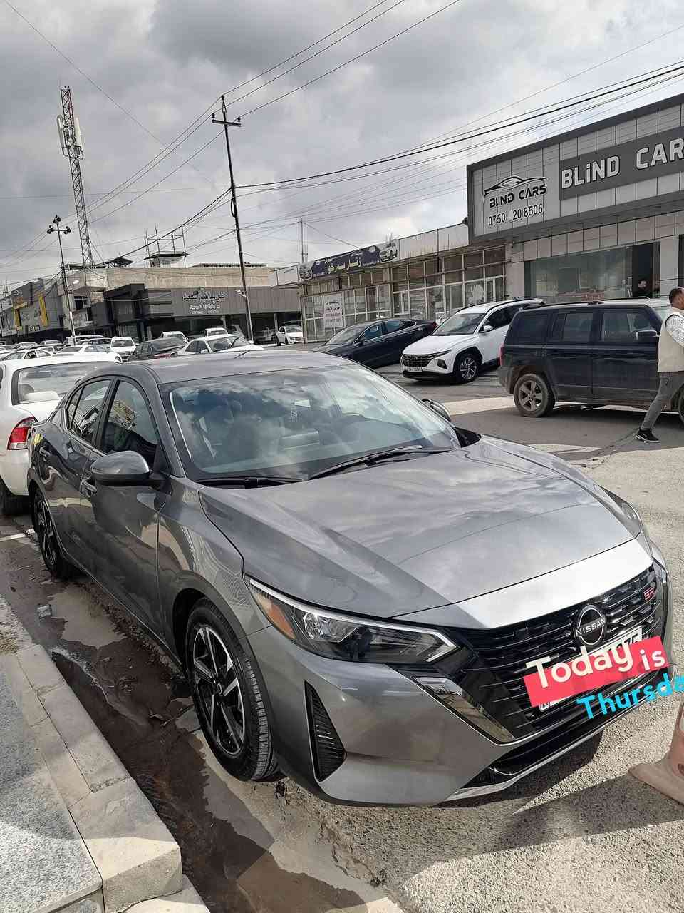 نيسان سنترا موديل 24موصفات SV صبغ قطعتين جاملغ امامي +باب امامي صفحه السكن بدون دواخل بدون ايرباك ماشيه 21الف كم كشنات هيتر ستيرن هيتر تبريد شاشه منفصل تشغيل عن بعد حساسات كامره خلفيه رادارات مرقم دهوك.... عنوان سياره دهوك للتواصل *********** كورك وتساب
