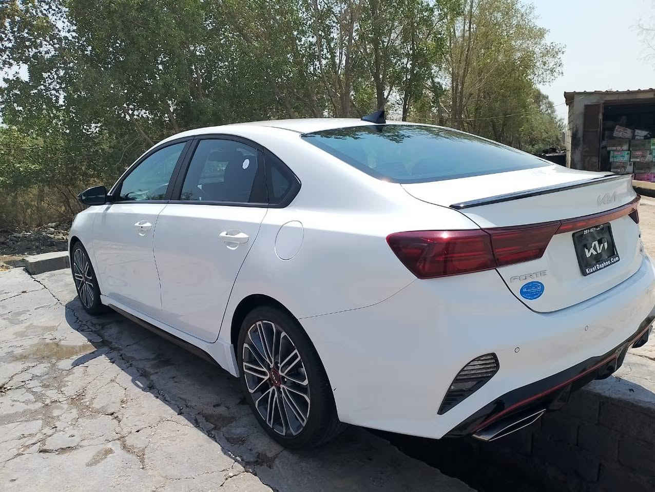 السلام عليكم
كيا فورتيGT 2024
فول مواصفات 
كفاله عامه -تقرير شغال ماشي 
مرقم ذي قار معوقين 
السعر 170 بيها مجال حك جيه 
مكان السياره ذي قار سؤق الشيؤخ 
للإستفسار ***********
