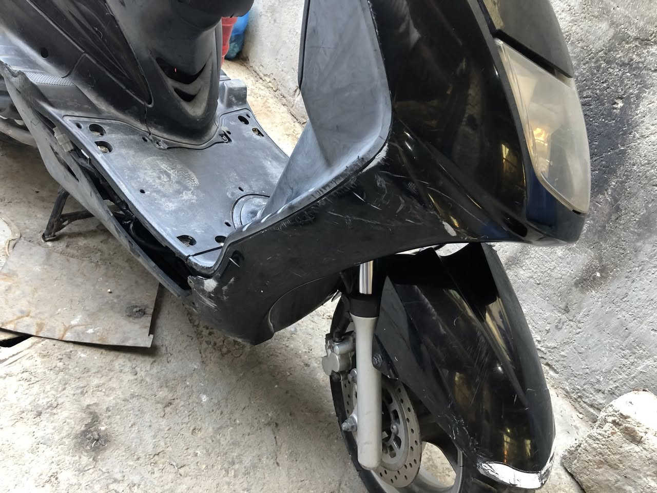 السلام عليكم سكنس ياباني للبيع ستان كهربائي دراجه مكينه تخبل لامفتوح ولا مجفت بيع مستعجل دراجه امانه الله متروكه عنواني بغداد مدينه الصدر ***********
