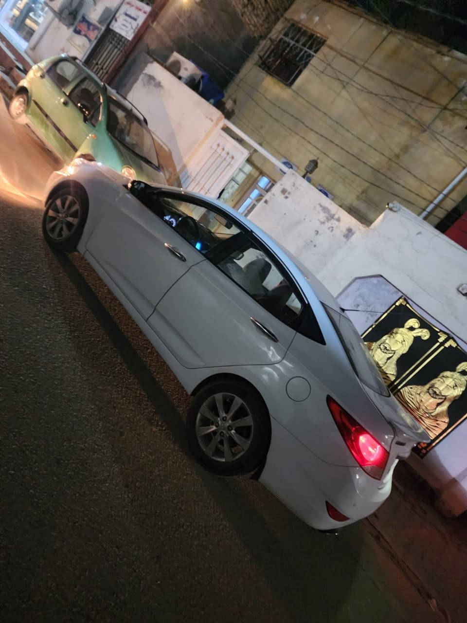 اكسنت للبيع موديل 2012 موصفات عاديه تحكم ستيرن رقم نجف تحويل ثاني يوم  بيه صبغ قبق الجنطه والجاملغات الكدام شبر كل واحد فقط سياره جديده جاهزه من كلشي مكان نجف حي ميسان السعر 95 وبيه مجال رقم الموبايل ***********
