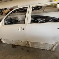 ابواب يسار • ابيض صدفي • قطع غيار