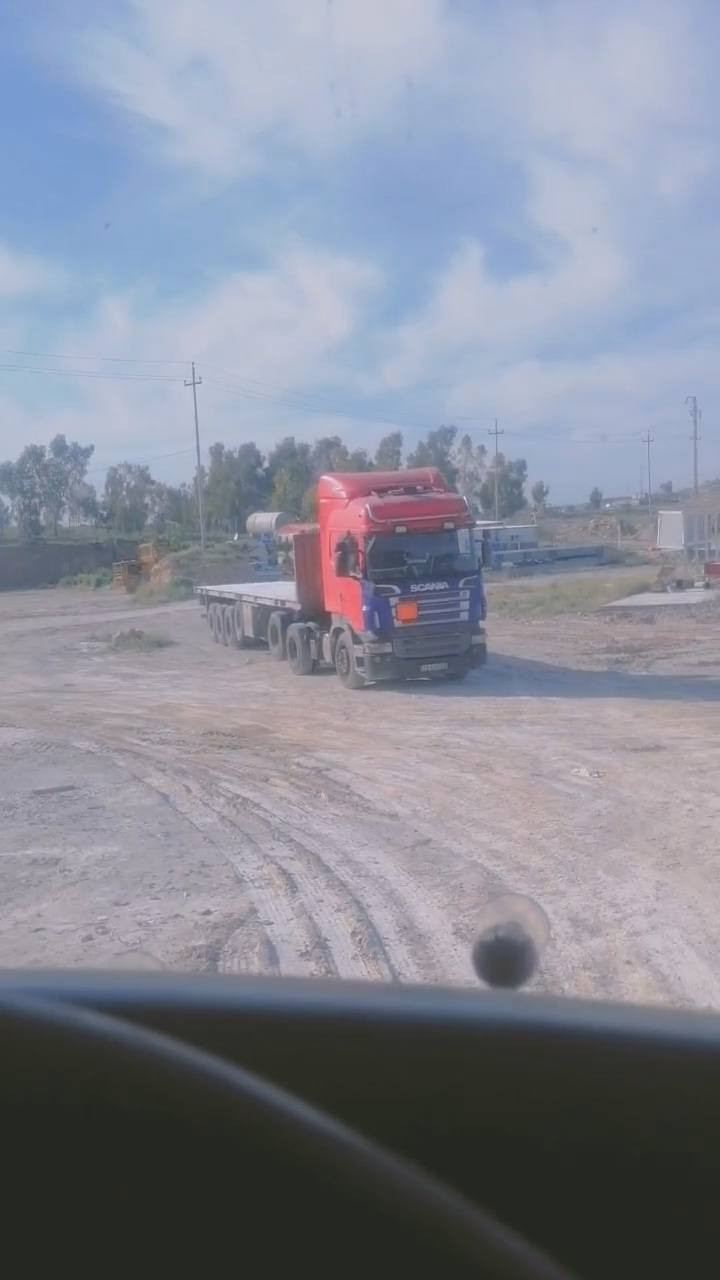 للبيع سكانيه 2005سنكل خلفي دبل تاير
رتايدر ثلاجه سبلت كير 900عادي مكينه 480V8محوره انجكتر المكينه مربوطه 3محاور تك تاير بيع بس الراس بدون عربانه السعر 195ورقه بيه مجال  ***********ديالئ خان بني سعد
