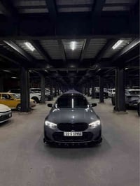 ماشيه 5 الف كيلو السياره بيها قطعه وحده بنيد مبدل اصلي فول مواصفات للا...