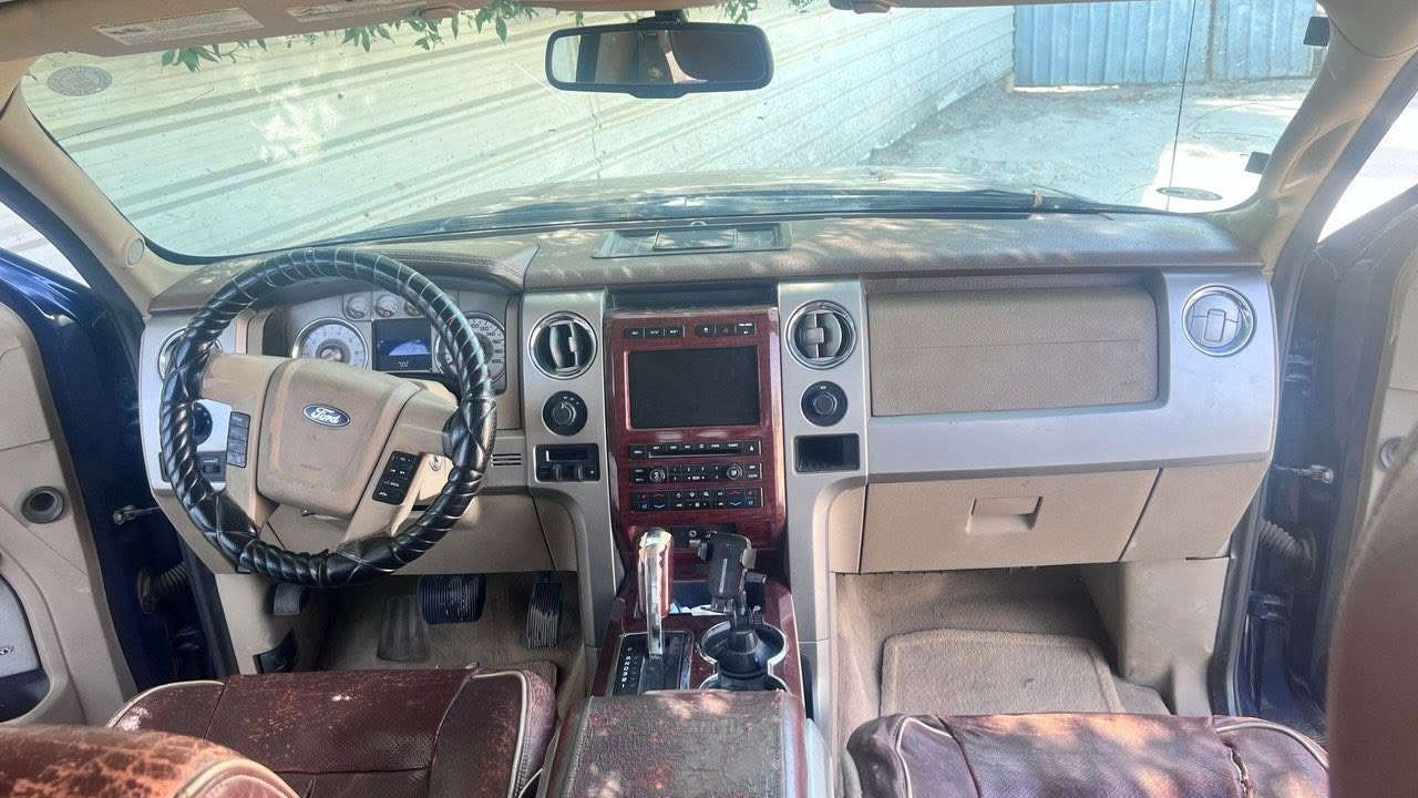 فورد F150 كينگ رينچ | King ranch،
موديل 2009، معروفة هاي الفئة تجي فول مواصفات مكفوله على وضع البلاد فتحة قماره وفتحة جامه خلفيه كهربائيه تبريد جاهز قطعتين، حساسات خلفية كاميره مناخ منفصل، كشنات تدفئه وتبريد وخزن ميموري، شاشه كبيره، تخم تاير جديد، مكينه 5400، 8 سلندر مزوده بمنظومة غاز مع كارت الضمان الخاص بالمنظومه، السياره جاهزه محافظات مناقصها اي شي.
السعر: 160، بيها مجال شي بسيط
الموقع: بغداد، المدائن
للاستفسار: ***********
