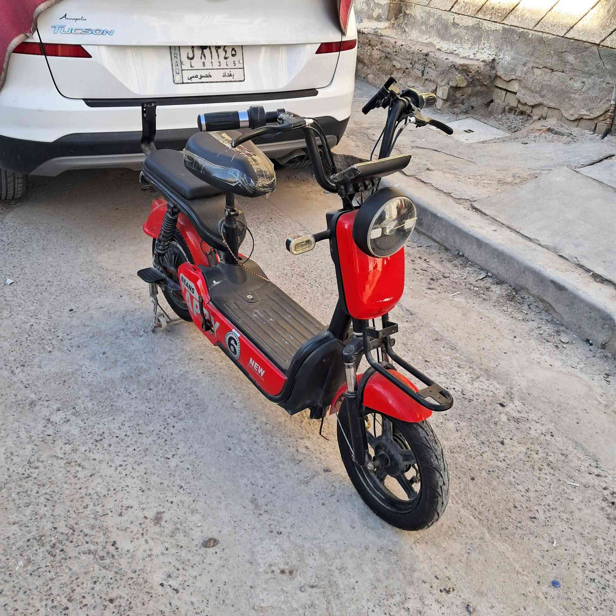 دراجه شحن حجم ١٤بطاريات نص عمر عطلههه عقله دراجه تشتغل بس هورانت اشاير شاشه بلتو شغله كلهه شاحنه سؤيج بصمه تعبك ولا تعبني سعر ٨٠قفل مكاني بغداد البياع حي الجهاد شراي ينصل ؤتساب ***********
