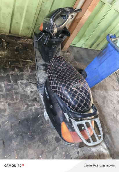 شغاله نكره مكينه حجمه 150cc ناعمه لاصوت لابخار 

كهربائيات كله شغاله 

عوزه غسله زينه 

سعره 225وبيه مجال 

مكان كوت شرقيه خطه الحسينيه 

***********
