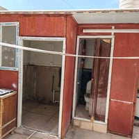 حمام ١٫٥×١٫٥م • مطبخ ٢×٢م
