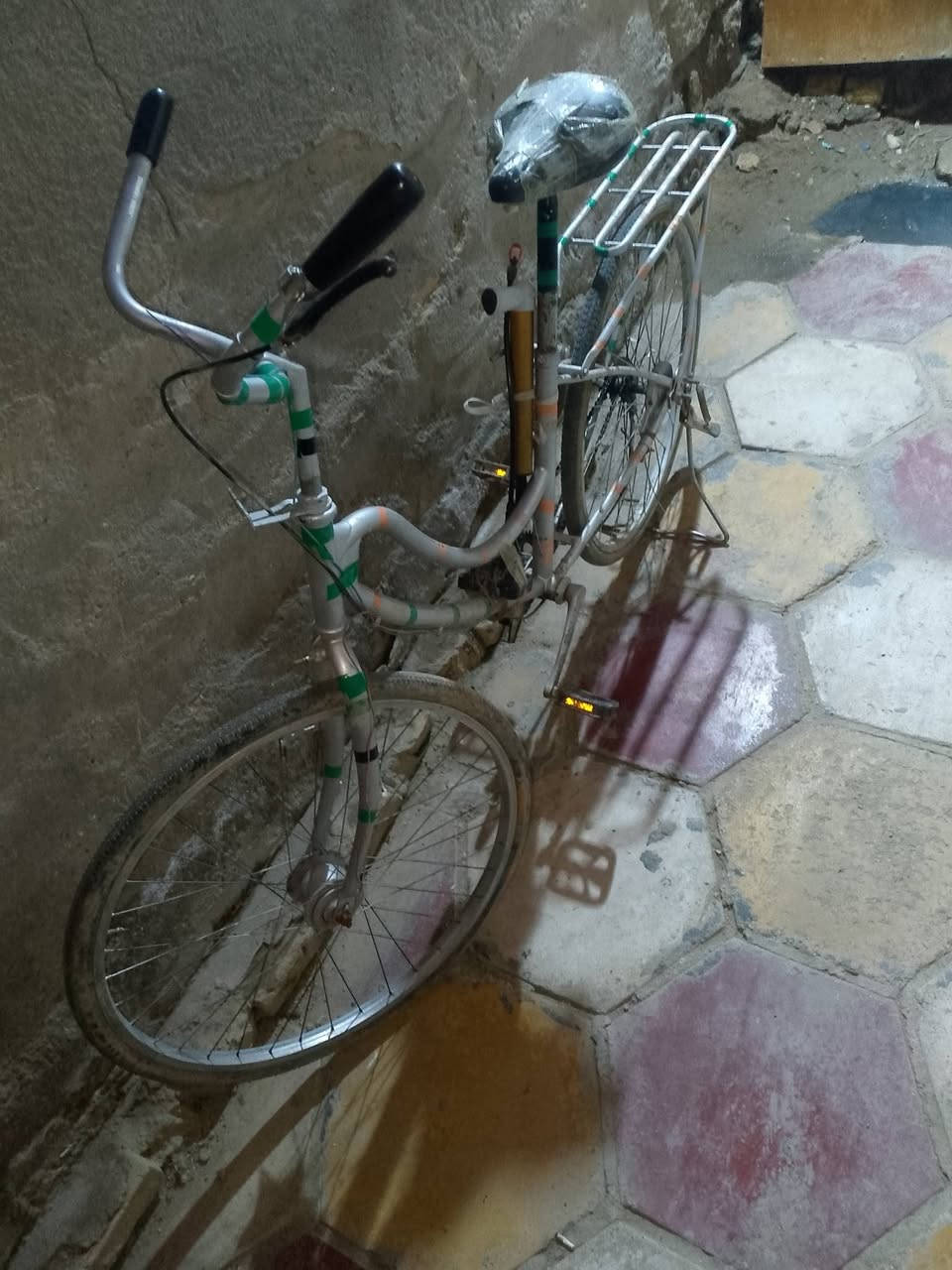 سلام عليكم للبيع هاذ لبيسكل كلشي مابي بس وصخ شويه سعره 30 الف وبي مجال عنوان نصريه مدينه ***********
