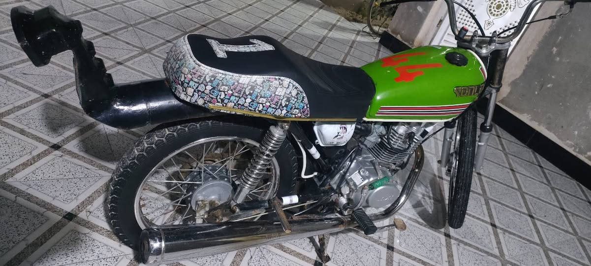 سلام عليكم مرخصت مدير الاكروب
دراجه للبيع (اوراق اوراق) الدراجه حلوه ونضيفه شاصيه 16 وتعميره 24 وما بيه اي نقص والمحرك ما مفتوح ابد 

**ملاحظه بيه ضربه بصف قبق صره الدهن وما بيه اي خلل تفحص وتروح

والسعر 650 ومجاله قليل 💞

العنوان شطره

 الرقم والاستفسار ***********
