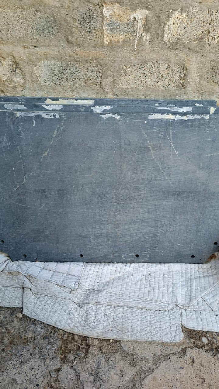 بليرد نضيف للبيع كل غراضو ويا ويا 4 كيوبات سعر خاص رقم هاتف ***********
