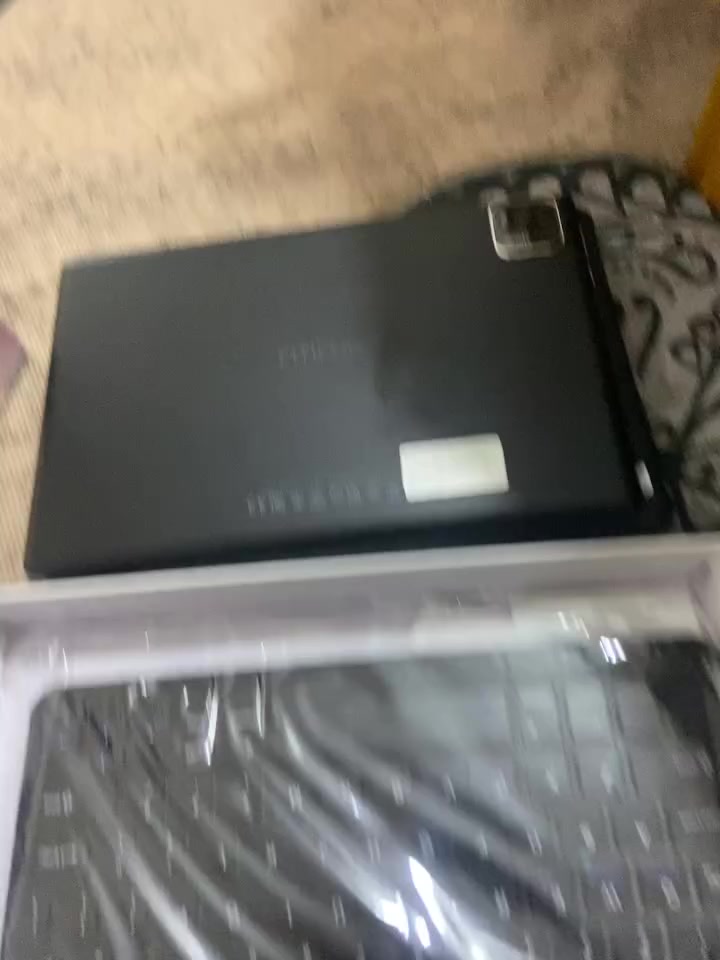 السلام عليكم ايباد ذاكره ٦٤ جديد غير مستخدم يجي ويا كيبورد وماوس وحافضه وكيبل امزون لا يشكل ولا يعلك صيني ماركه معروفه الي يخدمه ٦٥ على اول تم سعر ثابت السراي يجي خاص


**إذا كنت صاحب هذا الإعلان وتريد حذفه لأي سبب، رجاءا أرسل رسالة إلى الدعم الفني**