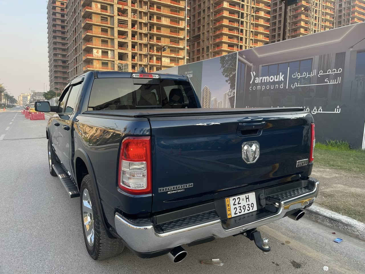 رام بك هورن  موديل 2022 
ماشيه 41 الف ميل
اللون نيلي  
صبغ قطعتين (  باب خلفي وجاملغ امامي ) 
وتبديل قطعتين نفس اللون ووياها مرفق السونار
تو ويل باب طويل بدي قصير المرغوب ويل 20 
قبغ بدي
مرفعه ٢ أنج من الامام  
رقم اربيل بشرط التحويل 
كير ومحرك بشرط 
محرك 8 سلندر
بدون أيرباك  
تبريد قطعتين
السعر ٢٩٠ ورقه   
موقعها بغداد / اليرموك 
السياره نظيفه وميحتاجلها مصرف ابد ع ايدي مستوردها ***********
