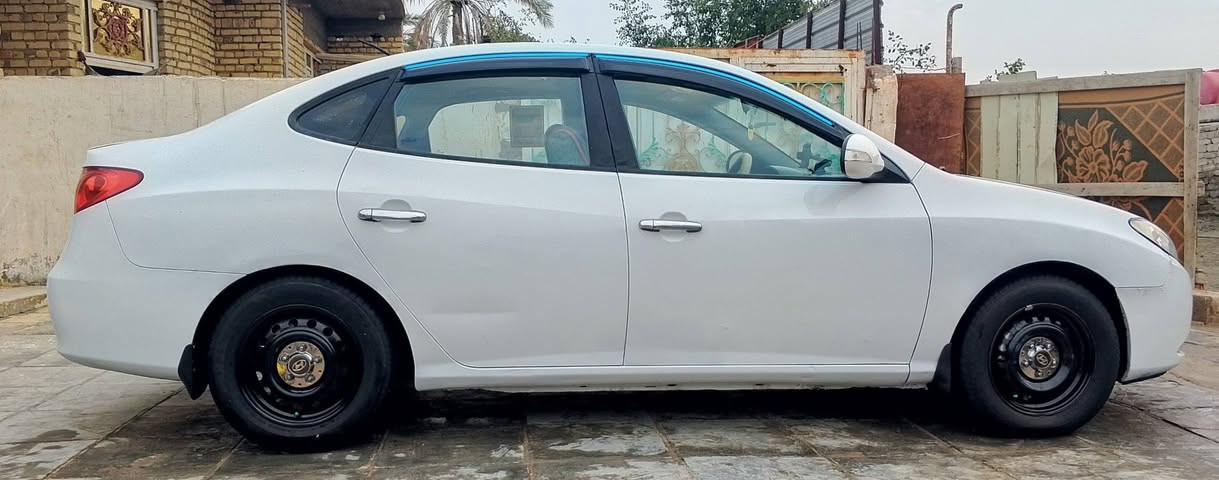 النترا مقدسة 2008 ، رقم بصره
فتحة.  كير مكينه حدادية تخم تاير
منظومة زنون عالي وناصي
سيارة  جديده مكفوله من الضربة
ما عدى طخة خارجية تحت قبق البانزين
عنوان ذي قار سوق الشيوخ 
رقم موبايل ***********
