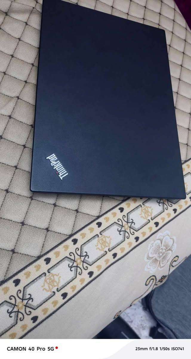 سلام عليكم لابتوب لينوفو للبيع بي فقط خط بل شاشه ما مبين
الرام 8 والمعالج HHD512
انطيك وياهه شاحنته الاصليه + جنطه +ماوس
المكان نجف الاشرف 
للاستفسار مراسله واتس 
***********
