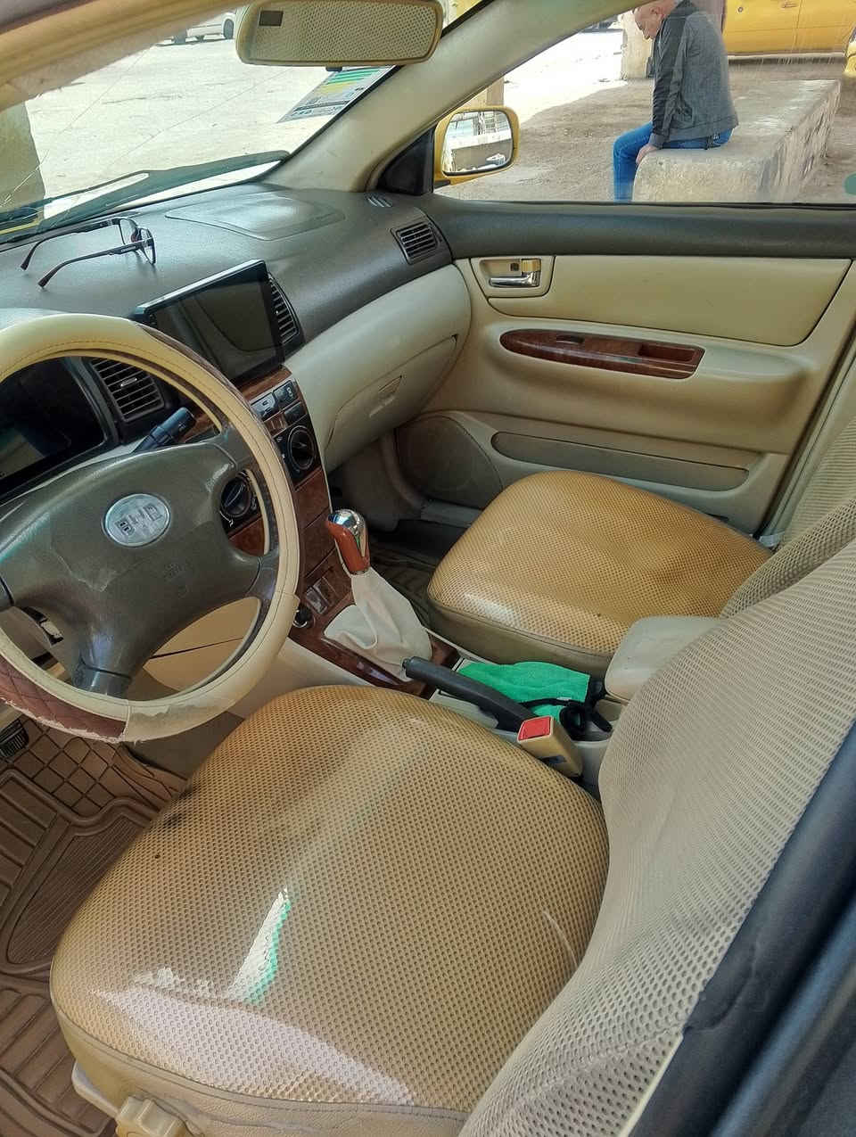 اسلام عليكم سياره بي واي دي اف 3 مكينه بلادي تحويل ثاني يوم مصفره هيئه وغرامات للاستفسار اتصال على الرقم ***********
السعر خاص  رقم بغداد بسمي
