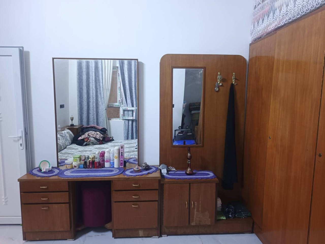 السلام عليكم
غرفة نوم فصال قديم صاج
يرادلهة ترتيب قليل
السعر ٣٠٠ قفل
التواصل... ***********
عنوان قوسيات
