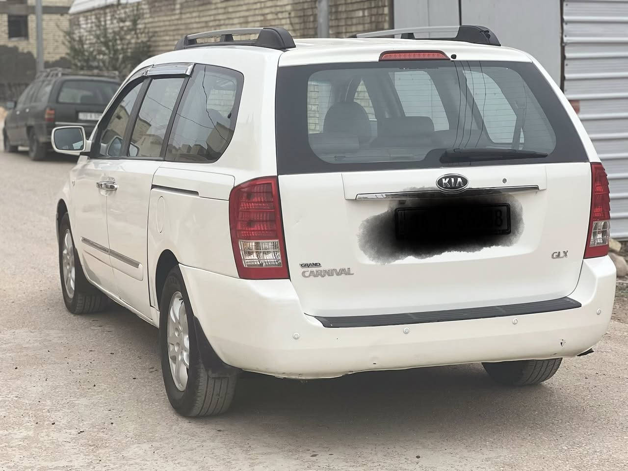 السلام عليكم ادوات ادوات كصة جنطه كيا كرنفال سياره جديده بعنه الكلمه مكينه كير حداديه كشنات متحركه كشنات تتفئه تبريد 4 قطع ثلج كهربائيات حساسات خلفيه كله شغاله تخم تاير مكينه كاز بيه حصه كل المحافضات السعر 60 وبيه مجال قليل حك الجيه العنوان بغداد

‭0787 569 5633‬
