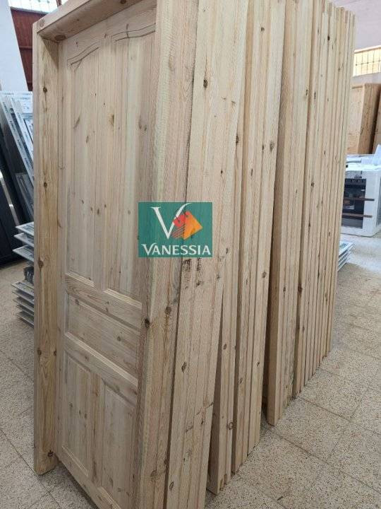 زيدي النص في دارك مع بيبان VANESSIA العصرية 🏠✨"
​تحوسي على بيبان يجمعوا بين "الزين والعين"؟ بيباننا ماشي غير ديكور، هوما أمان ومتانة لدارك.
تصميم HDF أنيق بلمسة الخشب الأحمر الطبيعي (Bois Rouge) اللي يعطي فخامة لأي غرفة.
​📏 المقاسات: 220 سم / 90 سم.
💪 القوة: كادر 12 روج (صحيح ومضمون).
​الكمية راهي تمشي بالخف! احجزي بيبانك درك وخلي دارك تبان "لوكس".


**إذا كنت صاحب هذا الإعلان وتريد حذفه لأي سبب، رجاءا أرسل رسالة إلى الدعم الفني**