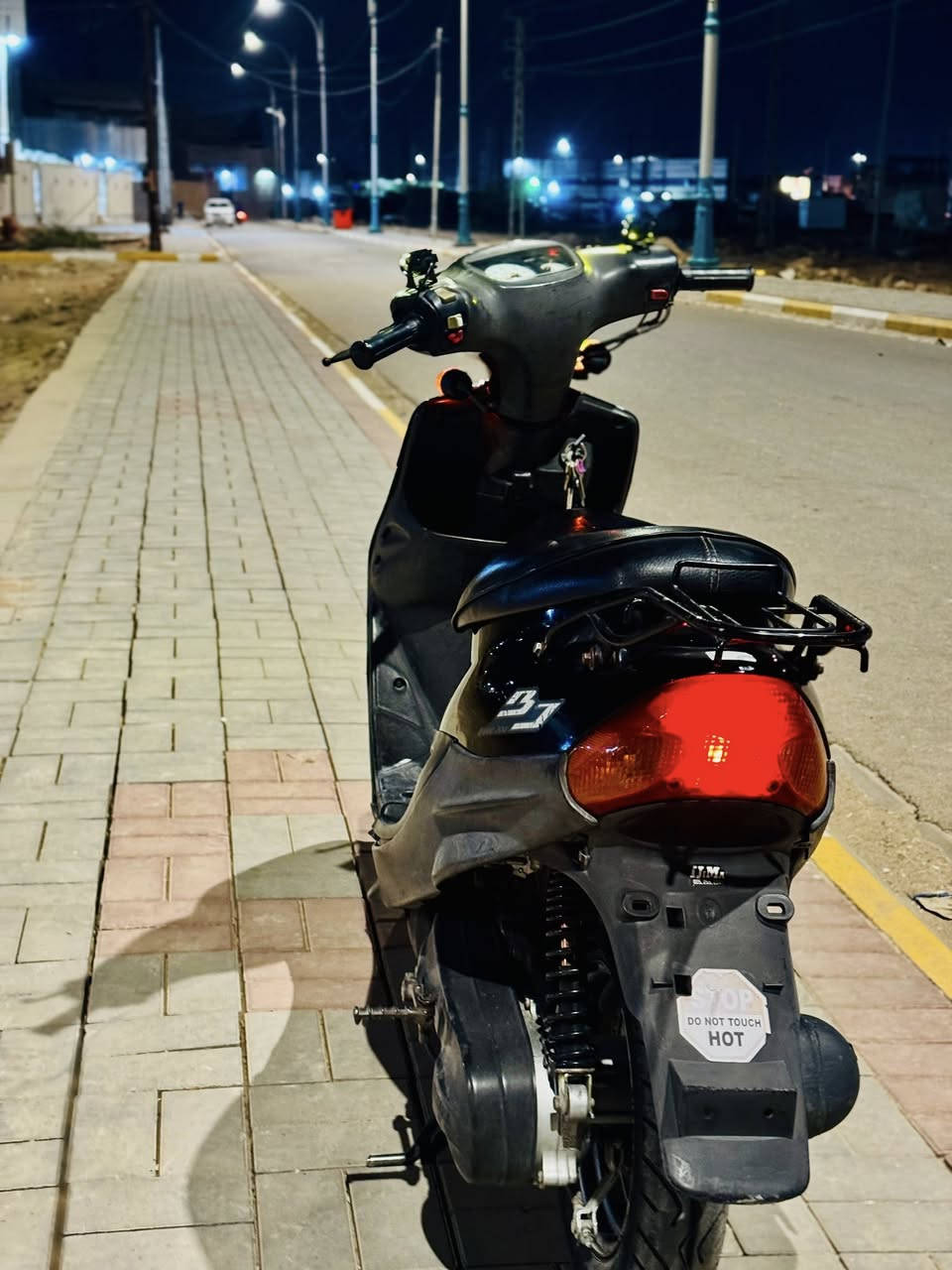 السلام عليكم ورحمة الله وبركاته 
دراجه بيجي للبيع 
-لايت زنون 
-زرازير
-سويجين الاصلي والثاني مستنسخ
للاستفسار المراسله على الخاص او المراسله على الواتساب ***********
