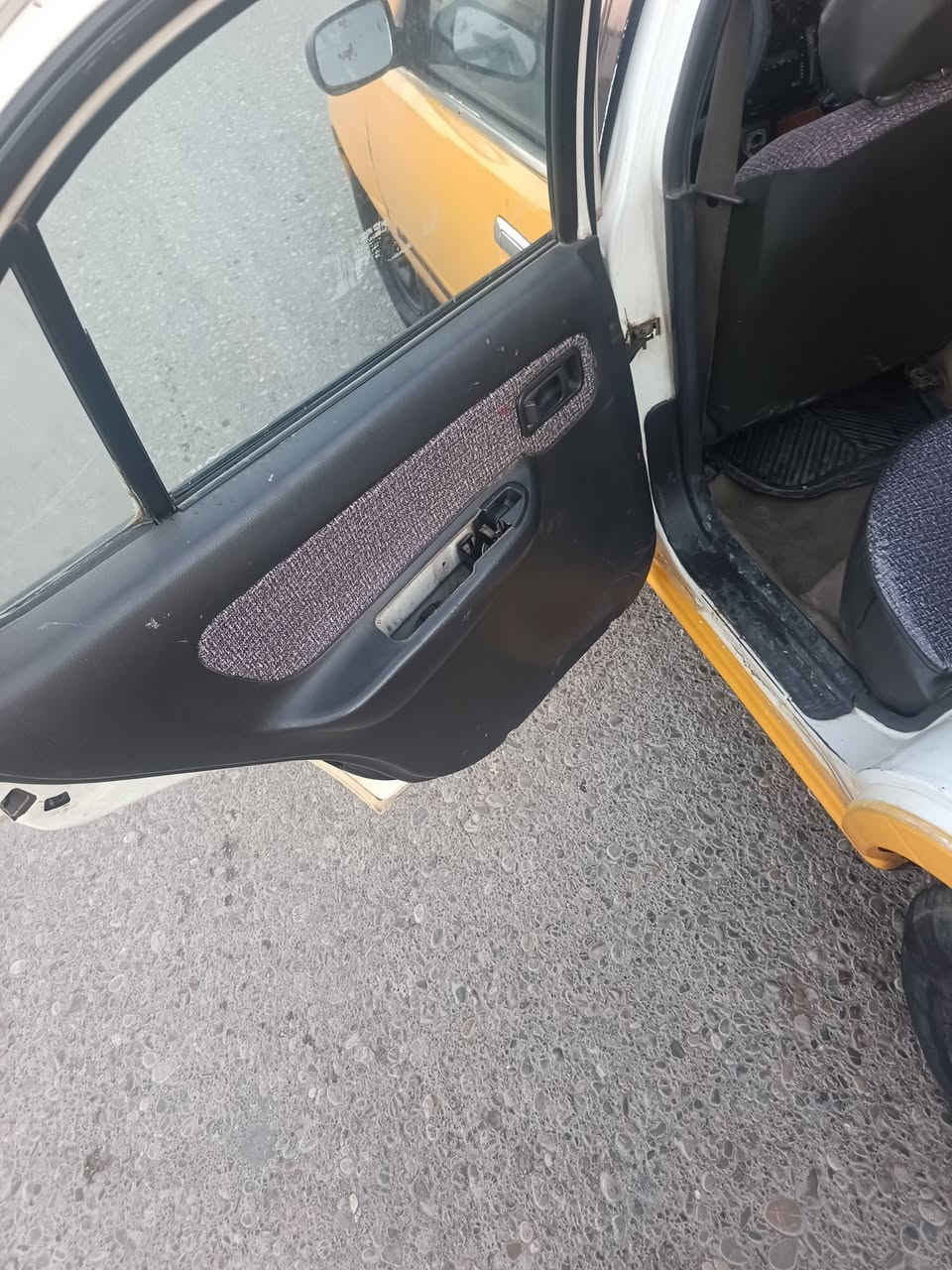 سلام عليكم للبيع نيسان صني موديل 95 كير محرك كورلا توماتيك بالشرط صدر جديد منضومه تبريد كامله دفتر بانزين بيها شرط الوكالة داخلها كلش كلش نضيف سعرها 28 و بيها مجال بسيط شراي خابر وتدلل مكاني كركوك كركوك
***********
