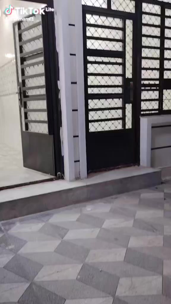 م؛مشتمل ارضي معزول زيرو لليجار مساحة ١٣٠ (مدخلين(٢نوم وصاله ومطبخ وحمام وكراج صغير(دوره شارع ٦٠ م٨٣٠ (***********
