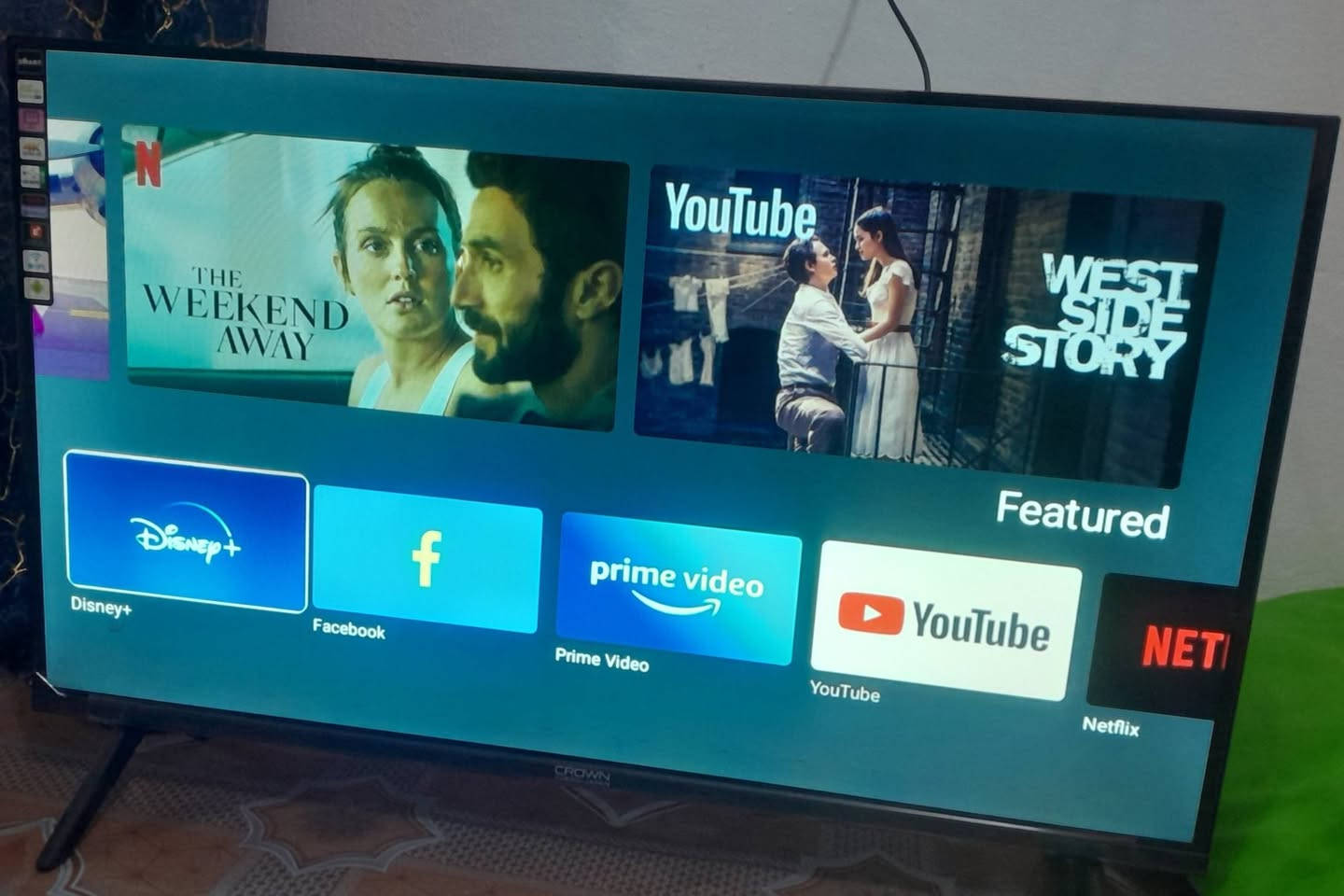 شاشه هاي موصفاته لشراي يدزلي خاص ويدلل
الحالة: جديدة تماماً (غير مستخدمة) بكرتونها وكامل ملحقاتها.
​المواصفات التقنية:
​الحجم: 32 بوصة LED.
​النظام: أندرويد ذكي (Smart Android) يدعم كافة التطبيقات (YouTube، Netflix، برامج القنوات).
​الأداء: ذاكرة عشوائية (RAM) سعة 2GB لضمان سرعة التنقل، وذاكرة داخلية 16GB.
​الدقة: تدعم وضوح 4K Ultra HD.
​المميزات:
​واي فاي (Wi-Fi) مدمج وقوي.
​دعم ميزة EShare لربط شاشة الموبايل بالتلفزيون مباشرة.
​منافذ متعددة: HDMI و USB.

المكان: بغداد.


**إذا كنت صاحب هذا الإعلان وتريد حذفه لأي سبب، رجاءا أرسل رسالة إلى الدعم الفني**