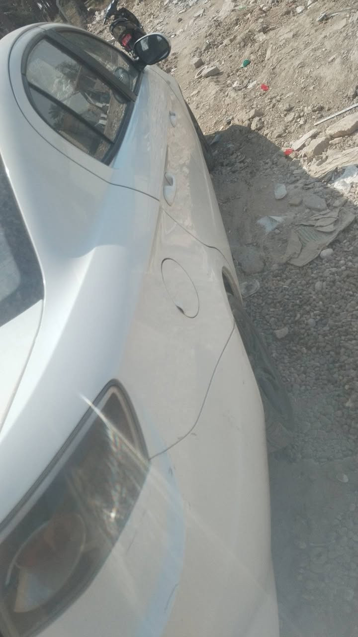 السلام عليكم فاو موديل ١٤ سياره نضيفه بشكل
كير محرك تبريد تدفئه  كهربائيات كلها شغاله وبلاد
صدر خلفي امامي جديد  تايرات جدد رقم بغداد انكليزي
جديد سياره بسمنه   كلشي بيها شغال وبلاد سياره بل عافيه ع يخذها هذا رقمي *********** مكاني بياع الشرطه الخامسه
