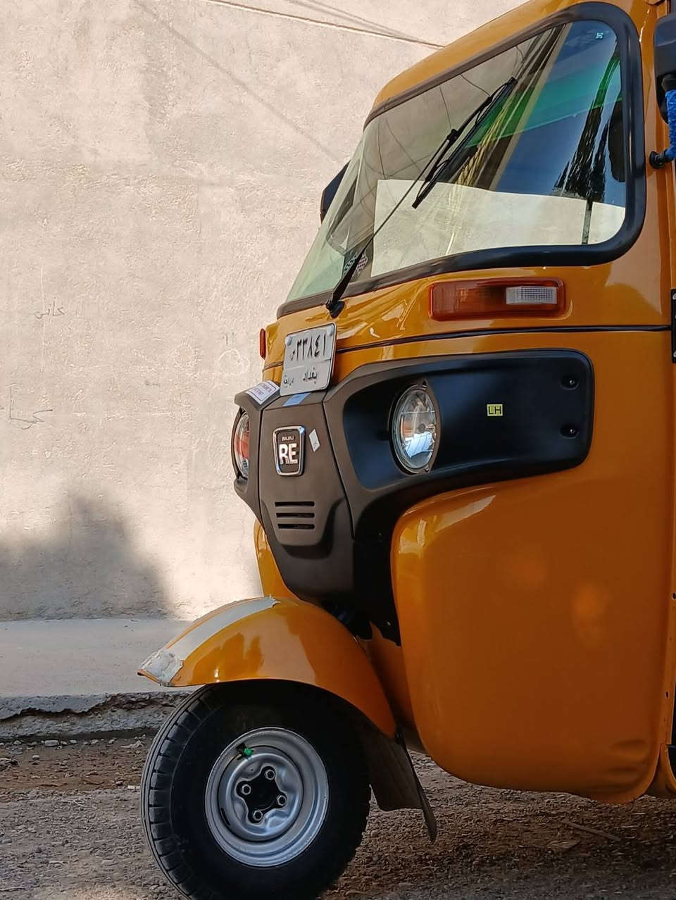 السلام عليكم  تكتك للبيع موديل 22 شهر ال11 كفالة عامة ما عدا شخوط موضحة بالصورة باسمي تحويل ثاني يوم رقم بغداد  تراي مال زيرو مال بيت والله  دهن درجة اولى تبديلة ب20 الف يشهد الله  تخم تاريات جديد مكاني الدورة حي المعلمين  ب9500 وبيها مجال ***********
