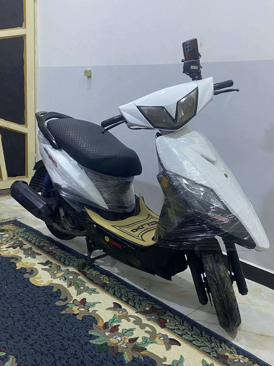 سلام عليكم مرخصت  الأدمن ثعلب نوزل  140 بلادي ما صار شهرين من نزلت من الرمبة برغي مال ملعوب بيهة مكينة خرسة ما تنسمع  تايرات جدد صدر جديد يعني ما تحس بل طسة دهنهة مبدلة جديد مؤتل ابو 20 يمشيك شهر ليكدام أوراق ومنفيس كلة موجود جيب وياك ألف فيتر إذا طلع بيهة عيب أو نقص تأخذ الدراجة وتروح اللة شاهد علية السعر 💸700 وبيهة  مجال  بصيط مكاني بغداد الشعب رقم الهاتف //📱*********** متواجد وتساب ومازنجر ♥️☘️.
