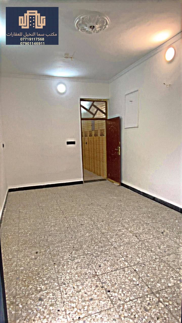 السلام عليكم دار للبيع 🏡
المساحه / 100 متر 
واجه / 5 
ونزال / 20 
محتويات الدار / صاله + مطبخ + خدمات + غرفه نوم + منور 
موقع الدار / الاعلام حي الشباب المربع الذهبي قريب الشارع العام 📍

لمعرفت تفاصيل اكثر للأتصال علئ الأرقام الأتيه 📞☎️
***********
***********
***********
مكتب سما النخيل _ الأعلام _ حي الشباب _ سوق اميمه 📍
