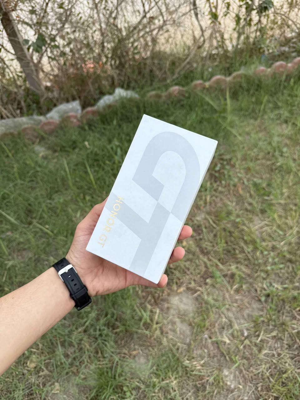 هونر GT 5g
معالج سناب دراگون 8 جين 3 .
نسبة البطارية 99 % .
بطاريتة 5300 ويدعم الشحن السريع 100 واط .
يدعم خدمات گوكل واللغة العربية بصورة رسمية .
للبيع او #للمراوس_شعندك_نزل 
السعر 485 وبي مجال قليل مكاني نجف وهذا رقمي *********** . 
#يوجد_توصيل. النجف, العراق
