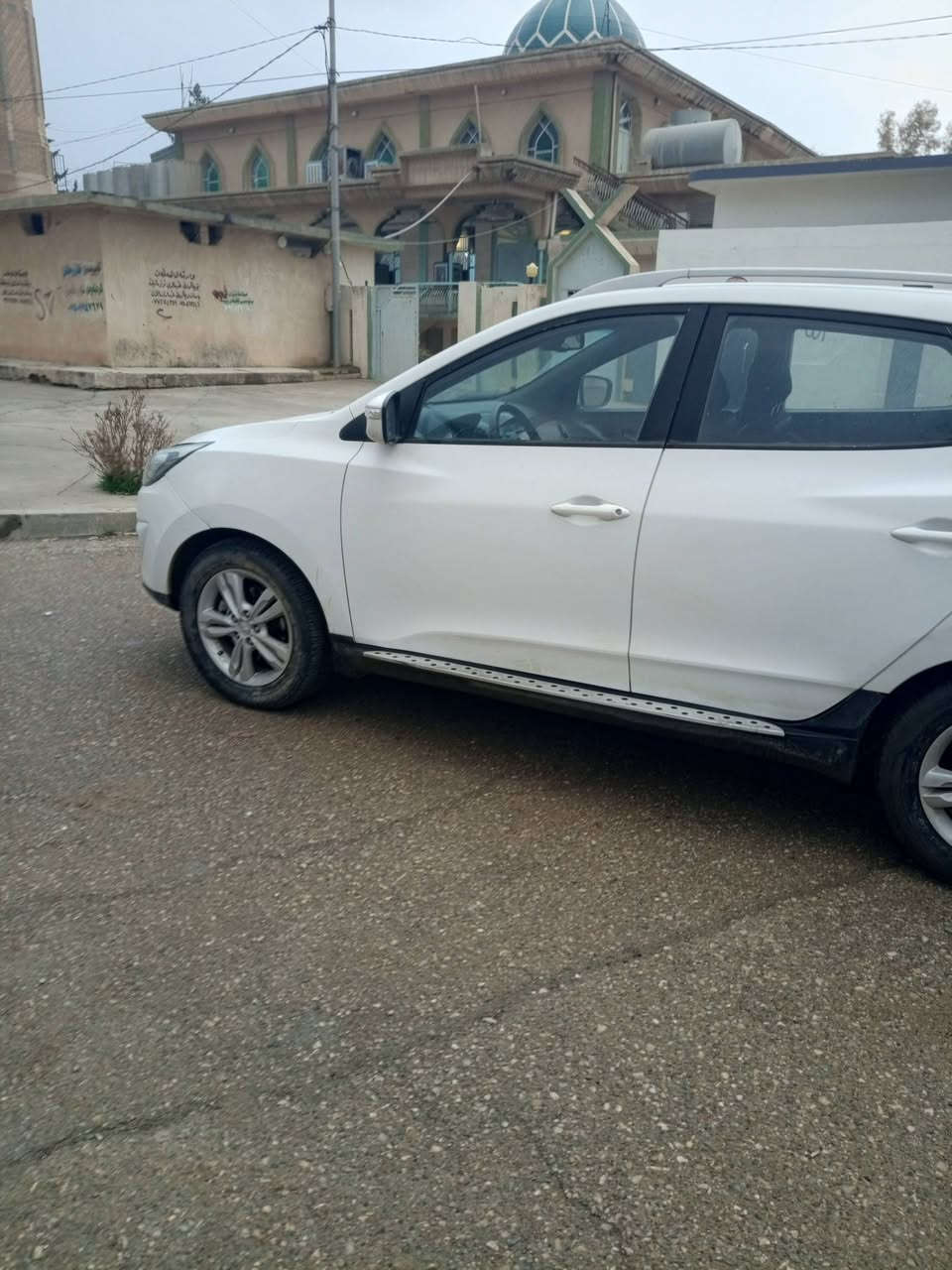 سلام وعلیکم تۆکسۆن 2013 یەک چاملغی سەکن بۆیاغە مەکینەی کراوەتەوە بەس جوان  چاکراوەتەوە سەنەوی تا 2028 تازەیە نرخی 142 وەرەقەیە معامەلە ژمارەی تەلەفۆن ***********
