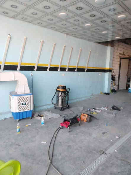 السلام عليكم محل للايجار على شارع ٦٠ قرب جامع التقوى طول المحل ١٤ متر عرضه ٦ متر كامل من  كلشي *********** كورك ***********
