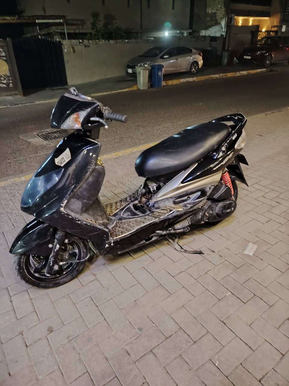 سلام عليكم سكنس فحل كابريتر مكينة 59 نعومة فول خرسه مكفولة من كلشي دراجة بيهة نواعم تزويد بيهة صالنصه بوري عدله وزه بيهة يدات بريك قبق بانزين قبق فلاوين كلجات قوية بك لايت فراك كابريتر قفاز 28 بيهة سيت براغي سبع الوان ستدات كور سبعه الوان دواسات دراجة خير من الله مكاني بغداد الدوره ( سعر 800 وبيهة مجال للشراي ) ***********
