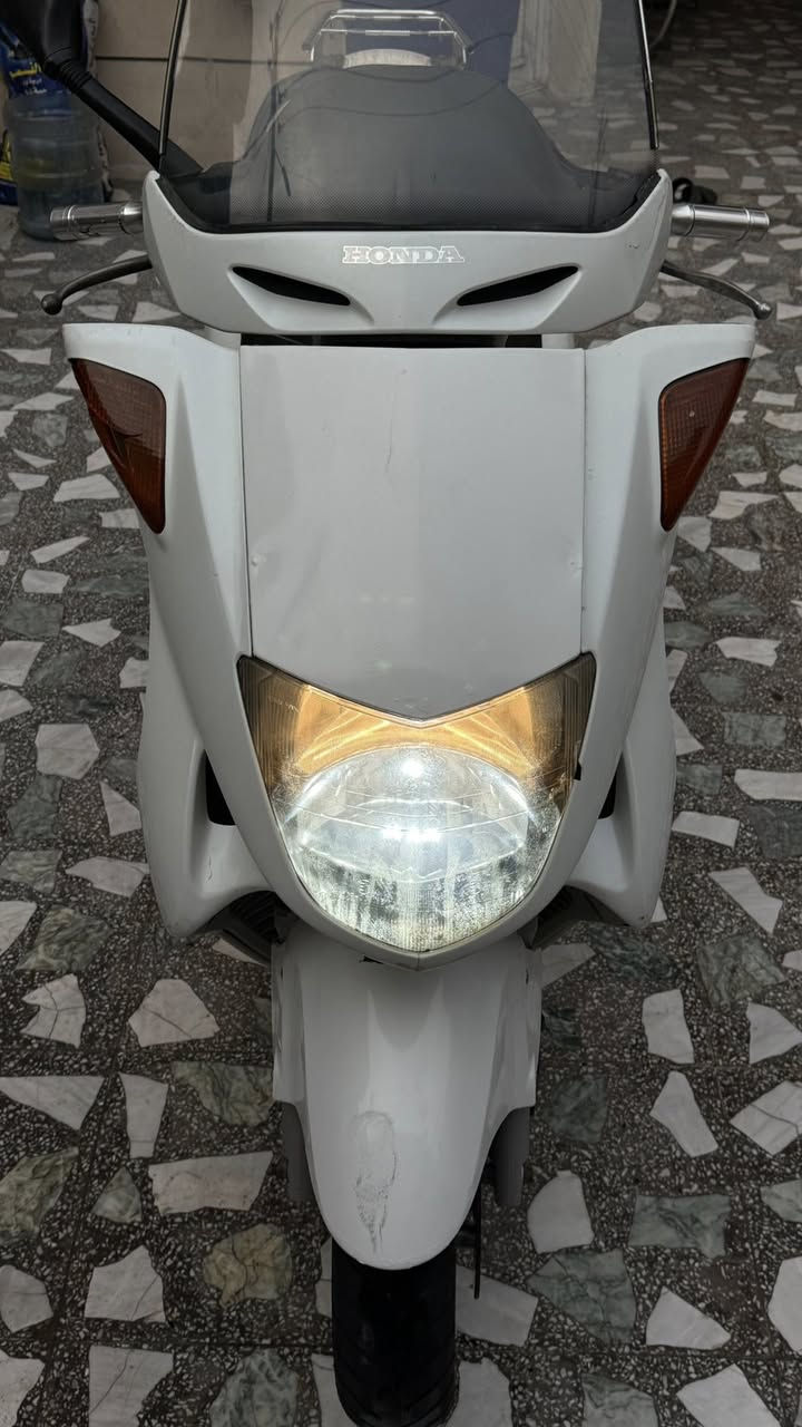 فور سايد للبيع لون ابيض سعر900 ،***********
