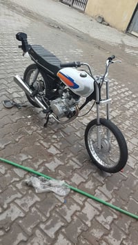 دراجه كلك البيع 07804168199 السعر 400 وبيه مجال