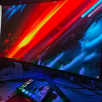 شاشة LG 27 • 240هرتز • اولد 2K