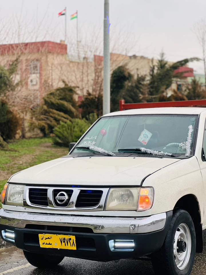 نیسان تاک Z
مۆدیل 2002
ئاڕم پلاستیک سلیمانی 
بیلاد تەبریدە
گێڕ و مەکینە و ئەکسل و شانسی بەشەرت 
ئاڕم و ئەولیات بەشەرت یەک دینار غەرامەی تیا نیە
ناونیشان قەلادزێ
0750 163 48 33
