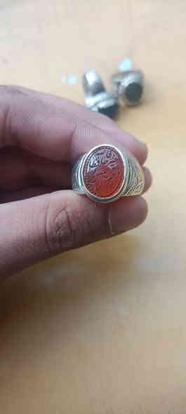 السلام عليكم 
محابس للبيع 
عقيق يماني قديم
يماني مرصود قديم
جزع حبشي قديم
جزع بقري قديم 
المكان بصره الاستفسار ‏‪0781 539 5762‬‏
