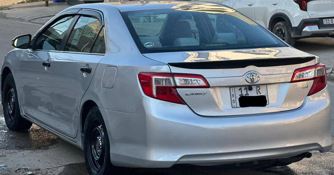 السلام عليكم عندي تيوتا كامري 2012LE وارد أمريكي كلين تايتل بدون حادث ماعده طخات بالعراق هلالات خلفيه صبغ بدون دواخل+ايرباك ول باقي مكفول السياره محرك وكير حجم المحرك 4اسلندر 2500 ممفتوح بيه برغي من الشركه مواصفات السياره تحكم ستير جهتين كامره خلفيه كشن السايق كهرباء لايت زنون كير أوتوماتيك شاشه جبيره اشاير مري وبعد بيها اهواي مواصفات مذاكرهن السياره ماشيه 99 حقيقي قابله للزيادة السياره جديده ومامتعوبه رقمه بغداد الدولي وباسمي شخصيأ شرط التحويل استفسارات علئ هذا الرقم *********** ملاحظة مكان السياره بغداد
