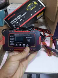 شاحن بطاريات • ١٢ فولت • شاحن سيارة