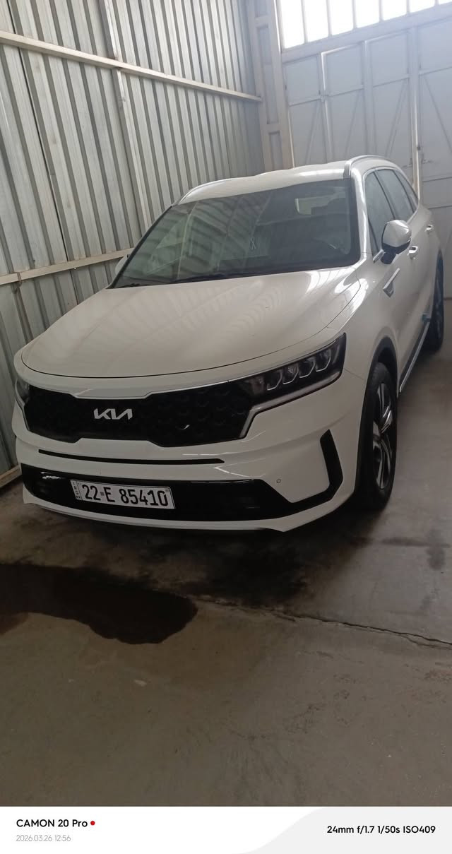 السلام عليكم سورنتو للبيع موديل 2023 اربيل مكفولة عدا شخط بسيط باب عكس السايق  
للتواصل ولأستفسار الاتصال على الرقم ***********
